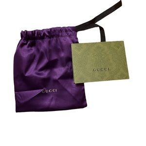 Gucci jewelry case with card
